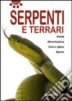 Uomo che allontana serpenti domestici prezzi e problemi connessi