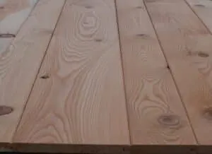 Questa immagine ritrae un albero siberiano, un pannello di truciolare, legname e legno duro usati per la costruzione di mobili, pavimenti e rivestimenti per pavimenti, come anche letti Una vasta gamma di materiali di legno per risolvere qualsiasi esigenza abitativa