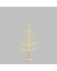 Un pino bianco di grandi dimensioni si erge sullo sfondo di un muro blu Stand, mobili e piante pendenti decorano la scena, rendendola perfetta per il relax Uno stand out per qualsiasi spazio!